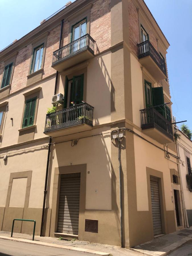 Casa Renata Apartment Foggia Bagian luar foto